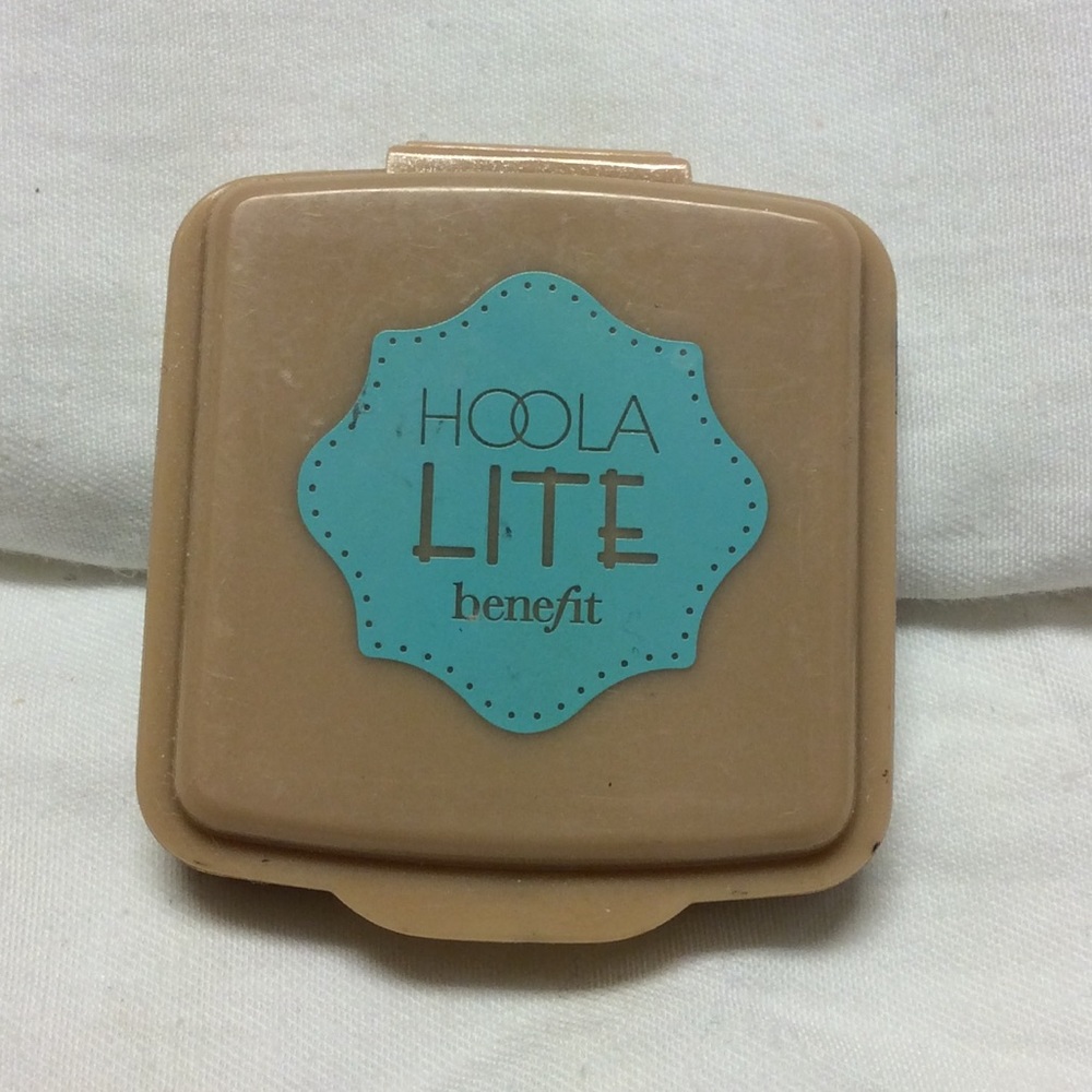 Benefit hoola lite bronzer brand new